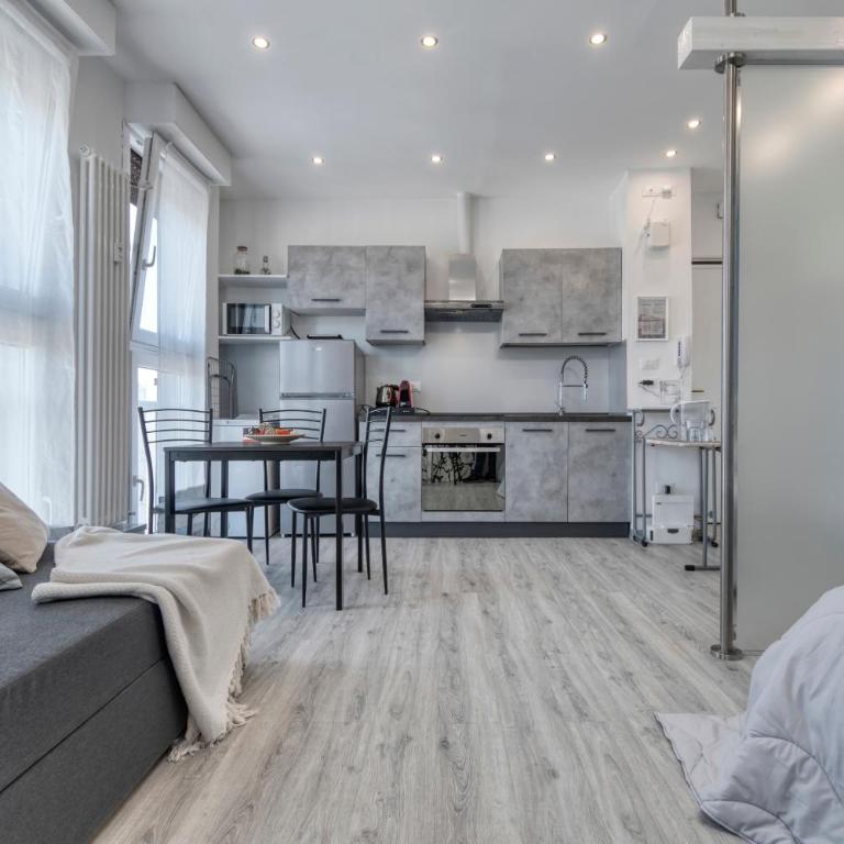 Front Station Apartment by DiffeRent - Studio - 4