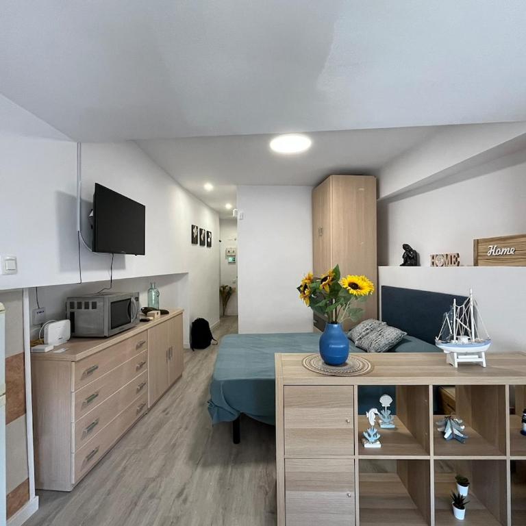 Platja de la Pineda Studio - Two-Bedroom Apartment - 15