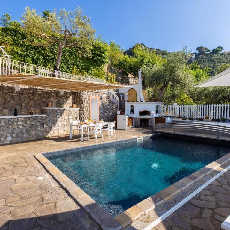 Villa La Scala - Villa with Private Pool - 9