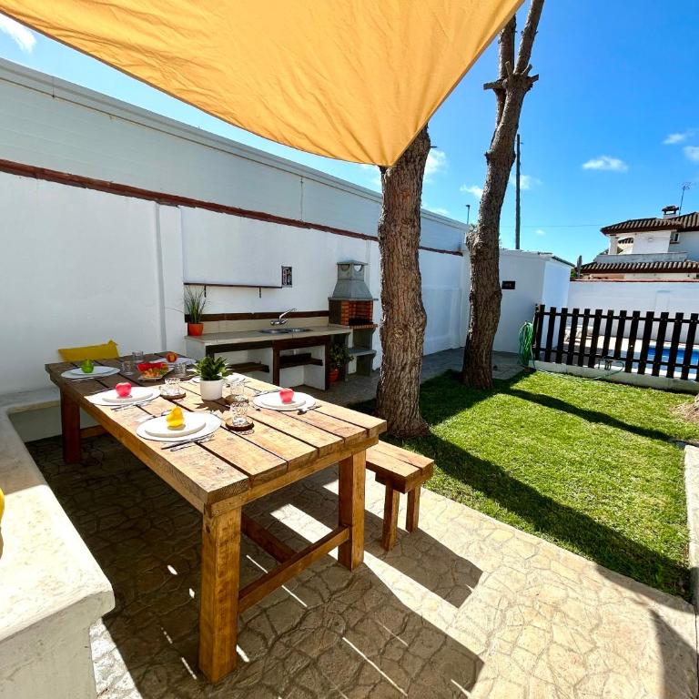 GATU Villa Serena piscina privada mayores de 25 años y familias - Casa de 5 dormitorios - 41