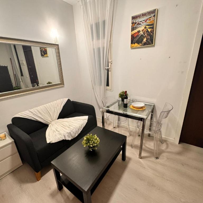 Apartamento Ile Valleca Madrid - Studio Apartment with One Double Bed - 8