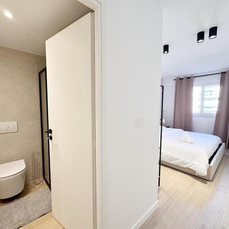 RF112 - T3 Lumineux à deux pas du port - Appartement 2 Chambres - 13
