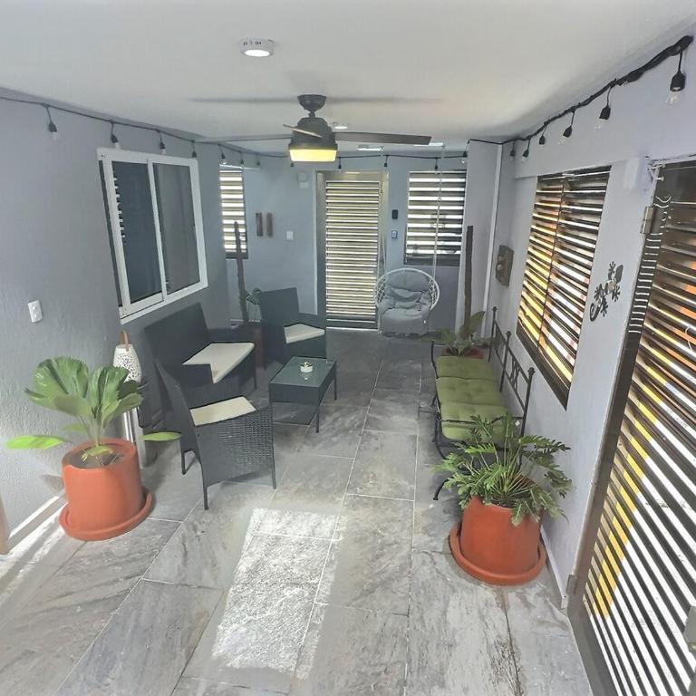 Newly renovated & furnished apartment - Apartamento de 1 dormitorio - 2