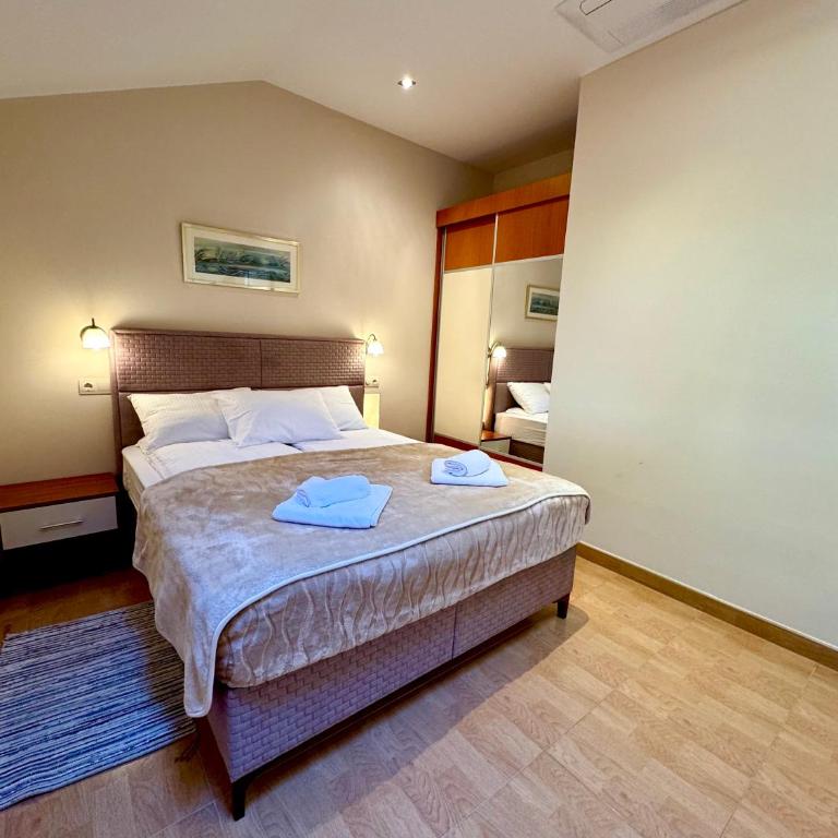 Apartments Radonicic - One-Bedroom Apartment with Balcony and Sea View - 6