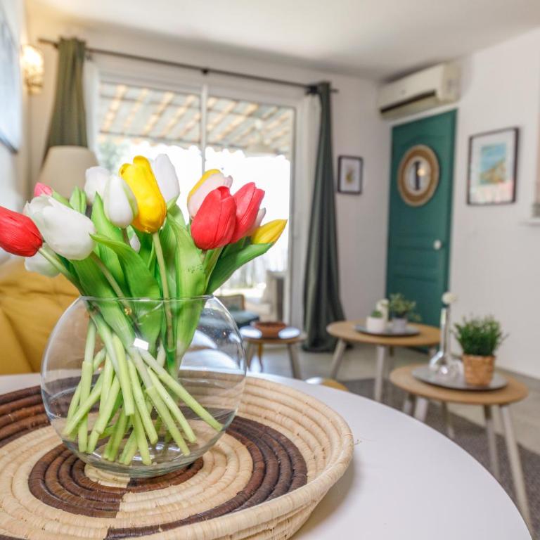 Bellavista Appartement Villa Vue Epoustouflante Parking - Two-Bedroom Apartment with Sea View - 18