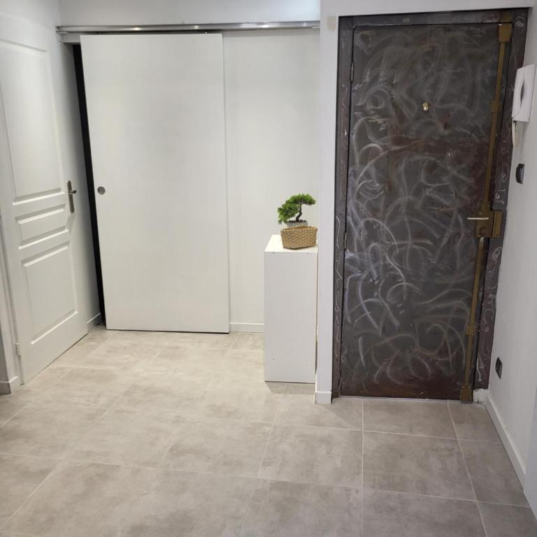 Appartement T2 - Sète centre ville - A deux pas des Halles - Apartment mit 1 Schlafzimmer - 23
