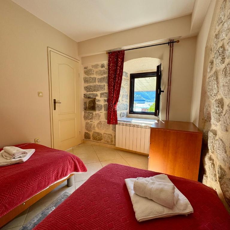 Apartments Radonicic - Two-Bedroom Apartment - 10