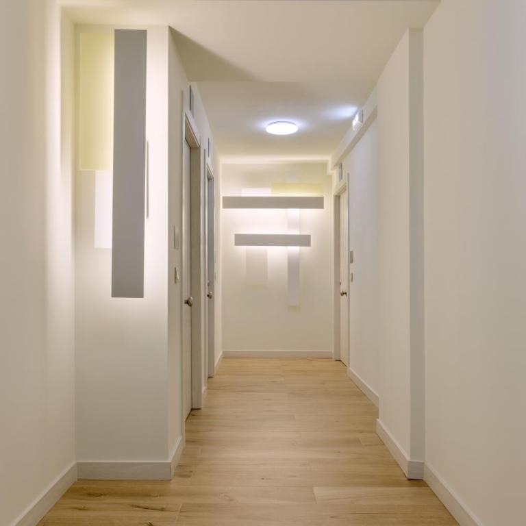 Acogedor Apto a 9 min de playa " Carbayu" - Apartamento - 20