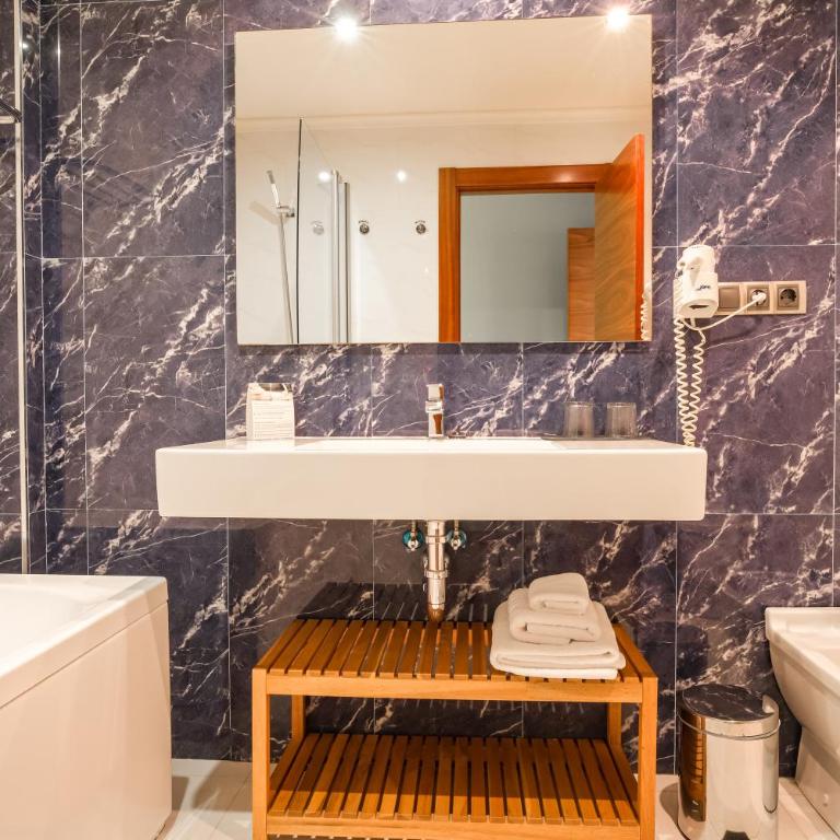 Indiana Boutique Hotel - Chambre Double Deluxe - 25