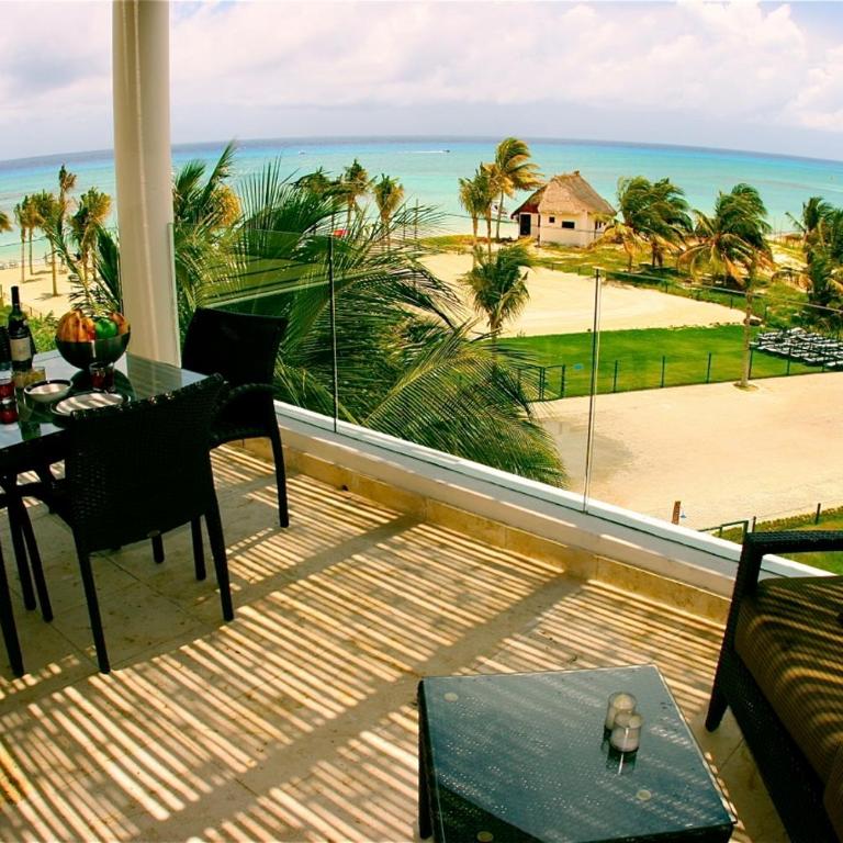 The Elements Oceanfront & Beachside Condo Hotel - Three-Bedroom Apartment with Ocean View - Penthouse - 16