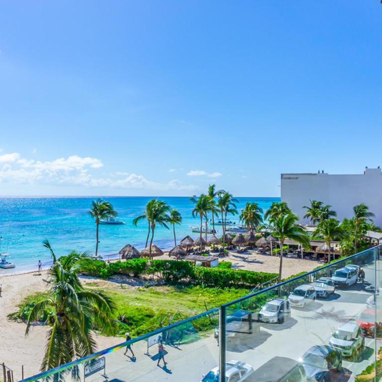 The Elements Oceanfront & Beachside Condo Hotel - Three-Bedroom Apartment with Ocean View - Penthouse - 19