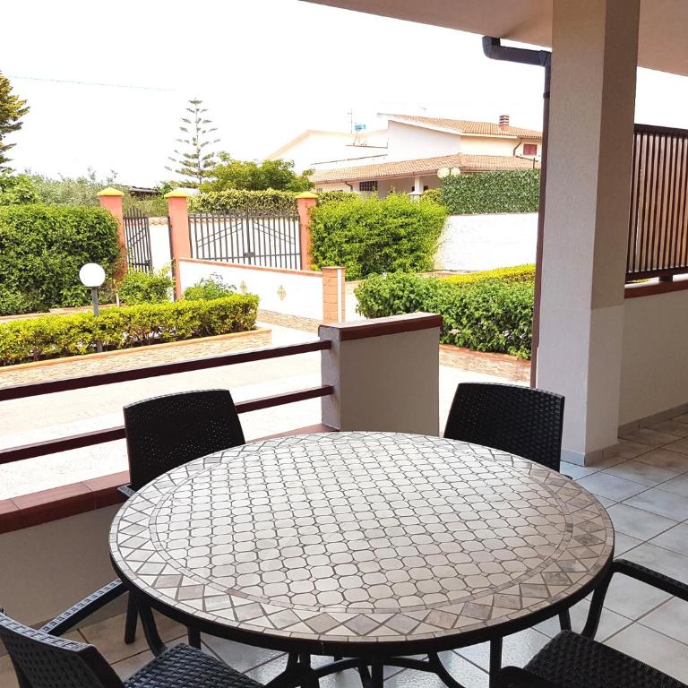 Villa Rosella - Two-Bedroom Apartment - 4