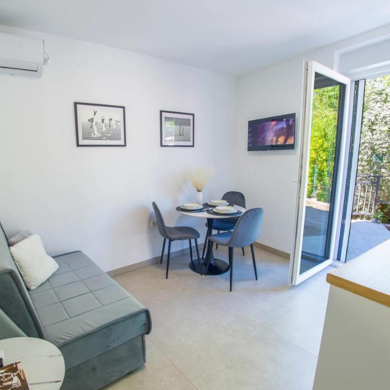 Stari View-Free Parking - One-Bedroom Apartment - 9