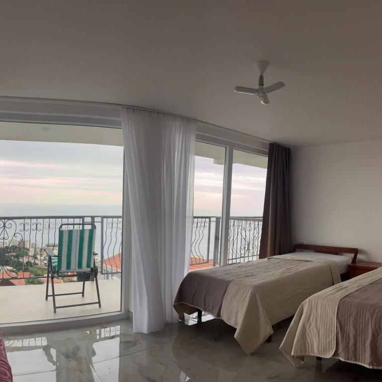 Apartment Light House - One-Bedroom Apartment with Sea View - 1