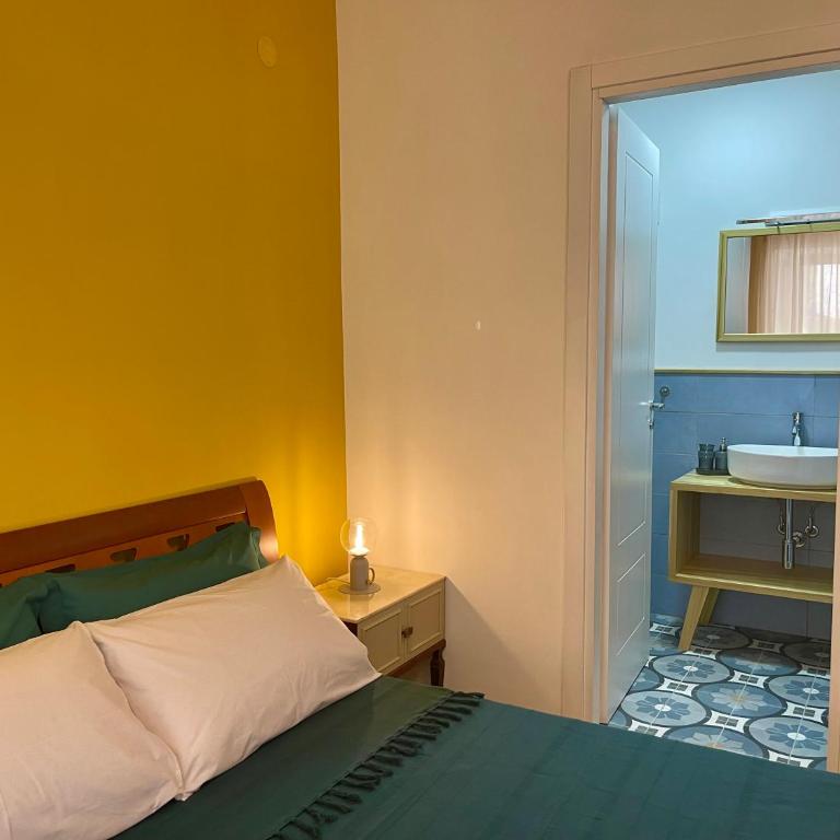 Le trame di Partenope - Quartieri Spagnoli Apartment - Appartamento con 1 Camera da Letto - 2