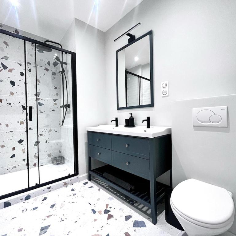 RF101- Magnifique 3 pièces centre Nice - Appartement 2 Chambres - 21