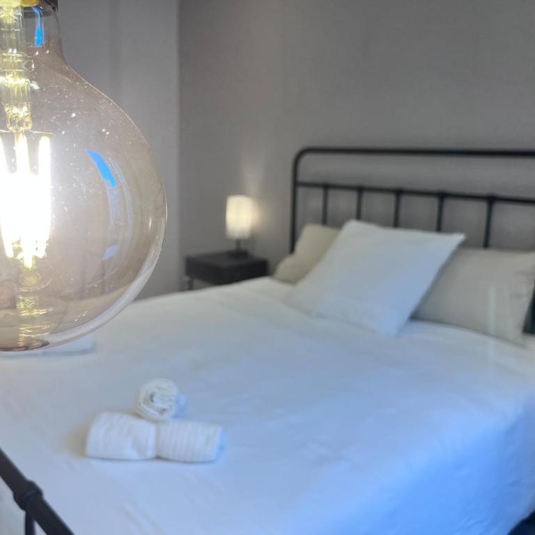 RF101- Magnifique 3 pièces centre Nice - Appartement 2 Chambres - 33