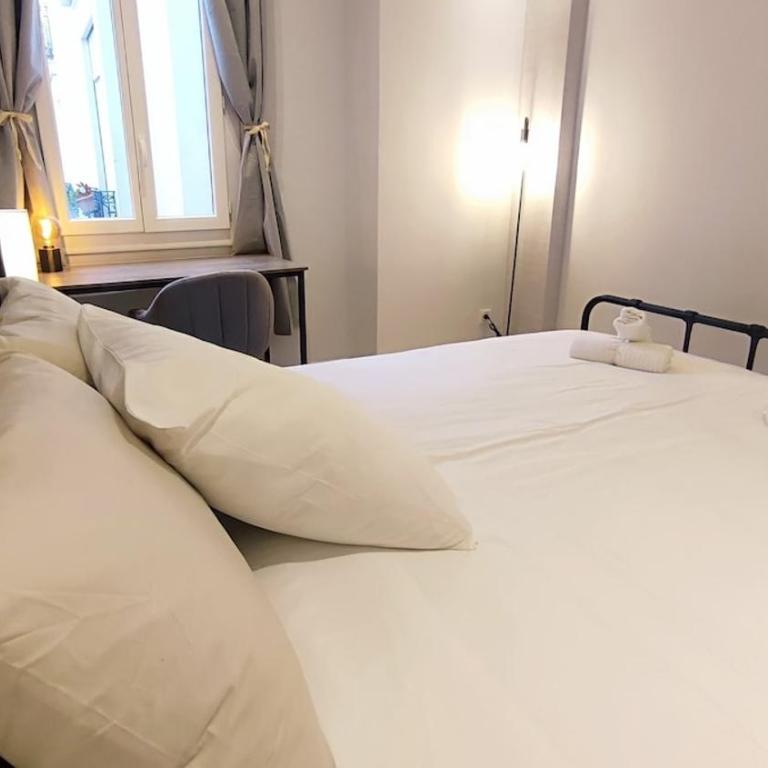 RF101- Magnifique 3 pièces centre Nice - Appartement 2 Chambres - 35