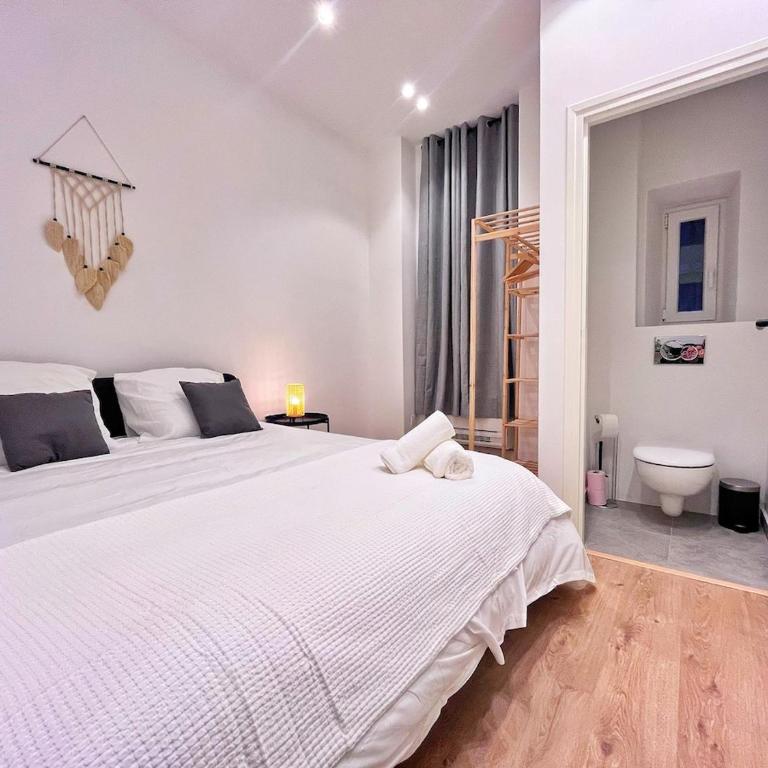 RF102 - Magnifique et spacieux 3 pièces - Appartement 2 Chambres - 25