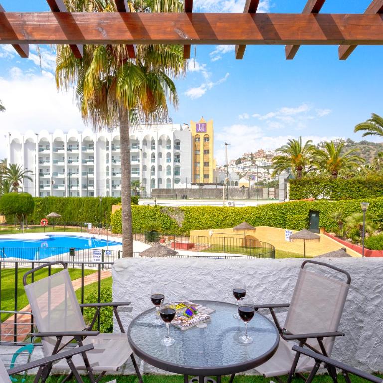 Sunstay Relax Rio Marina Beach Nerja - Apartamento con vistas a la piscina - 5