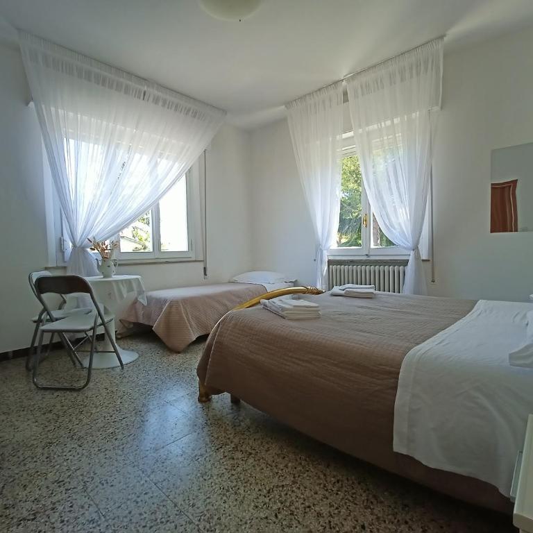 BeeLiving Room&Breakfast - Camera Familiare con Bagno Privato - 11