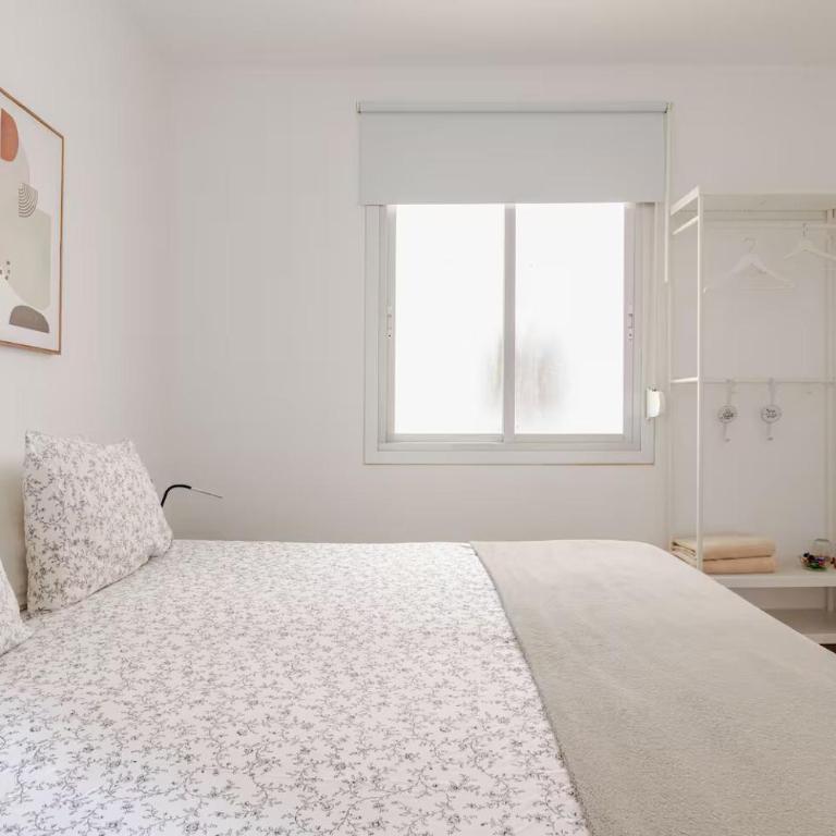 Habitación privada en el centro de Bilbao - Habitación Doble con baño compartido - 2 camas - 2