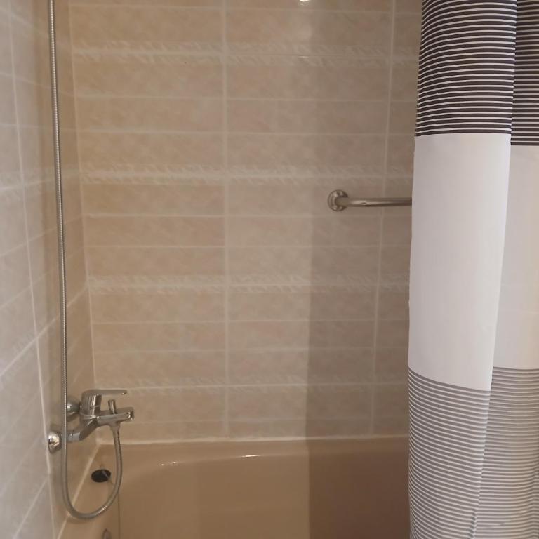 ATICO con vistas PANORÁMICAS Y GRAN TERRAZA - Apartamento de 2 dormitorios - 25