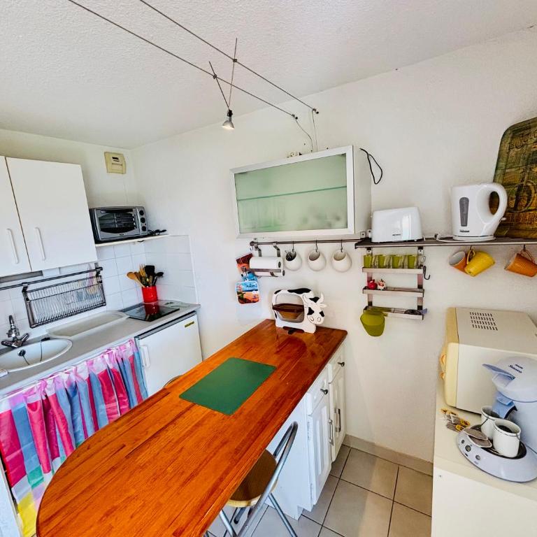 Appart Bord de Mer, Parking privé gratuit,Pour 2 ou 4pers - Apartment mit 1 Schlafzimmer - 9