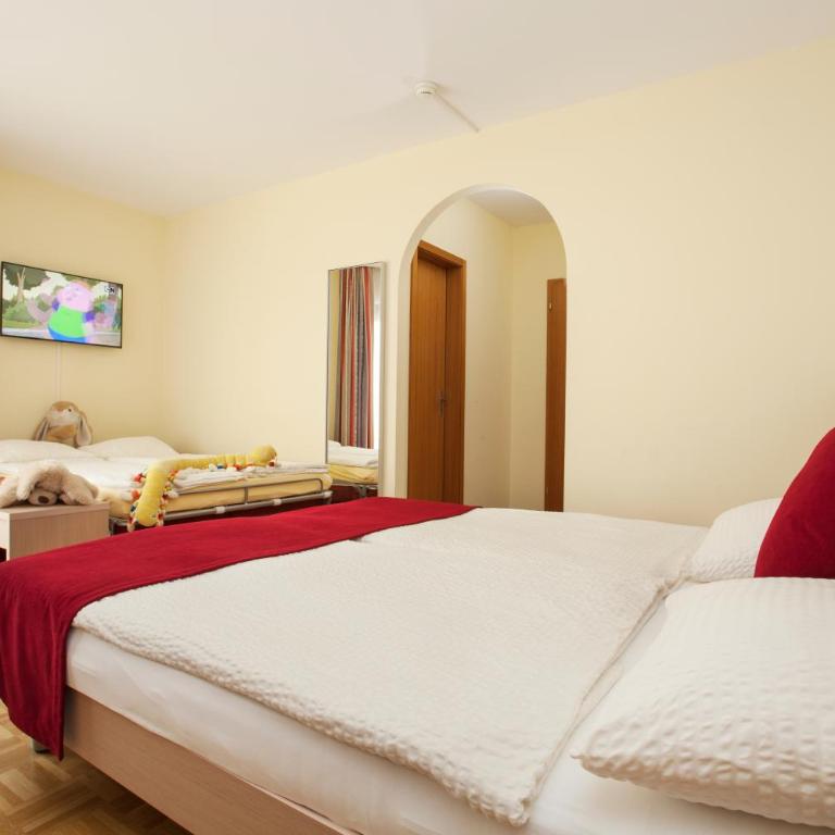 Hotel Geranio Au Lac - Camera Familiare con Balcone - 1