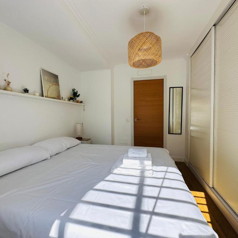 Apartment with private Terrace, Kingsize Bed, Highspeed-Wifi & AC - Apartamento de 1 dormitorio - 24