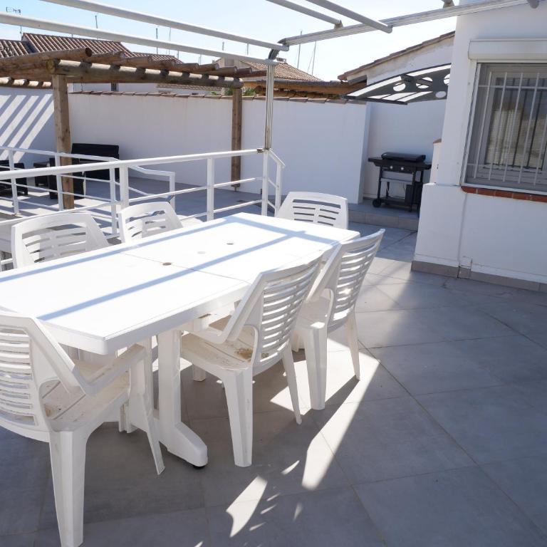 Appartements des Launes - Two-Bedroom Apartment with Terrace and Sea View - 2