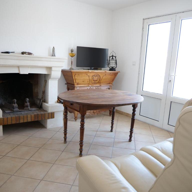 Appartements des Launes - Two-Bedroom Apartment with Terrace and Sea View - 1