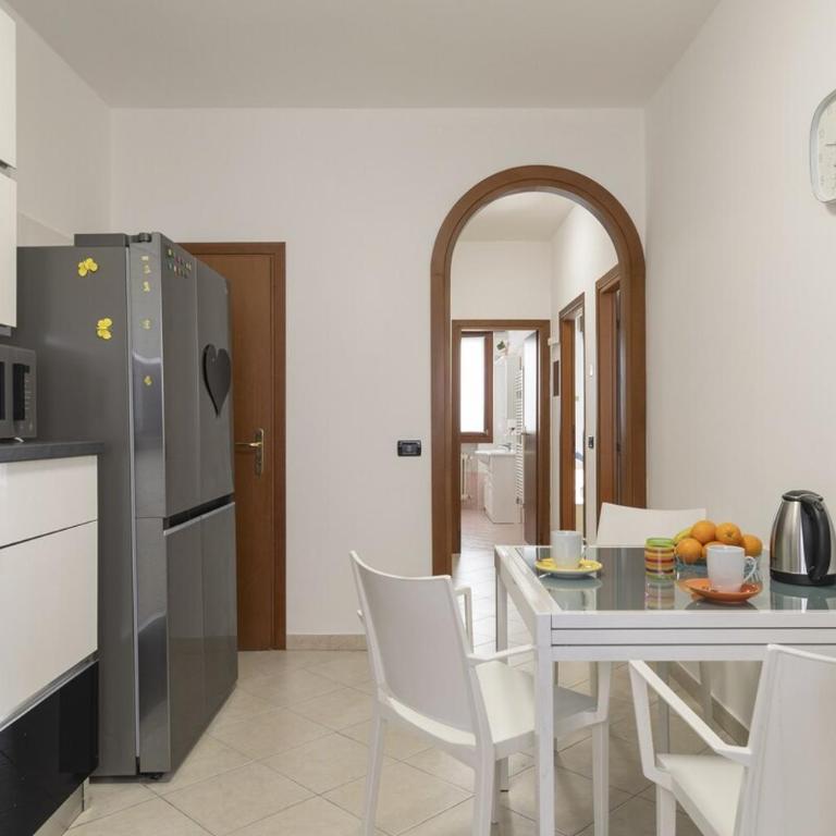 Easy Venice - Flat in Mestre - Two-Bedroom Apartment - 5