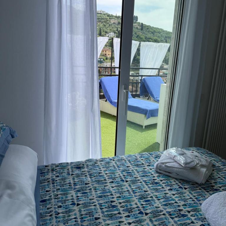Appartamento Rapallo Sky Garden Maria Jose Liguria - Attico vista mare - Terraces - 2 bagni- 2 Camera da Letto - Box, Wi-fi, Idromassaggio Free inteiro Attico per Voi, con Ascensore - Appartamento Attico - 21