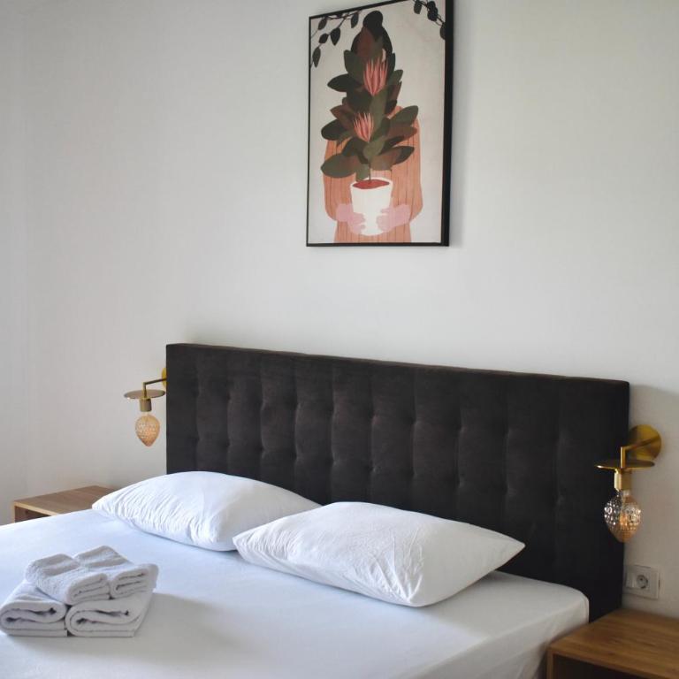 Old Town Aga - Deluxe Double Room with Sea View - 1