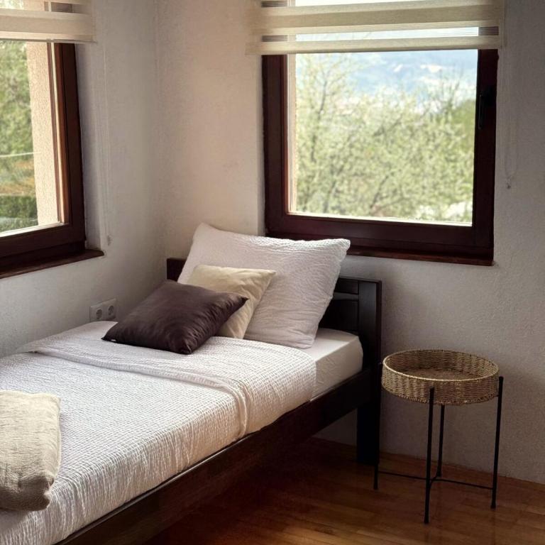 Nahorevo Getaway - Fairytale on the Hill - Kuća sa 2 Spavaće Sobe - 3
