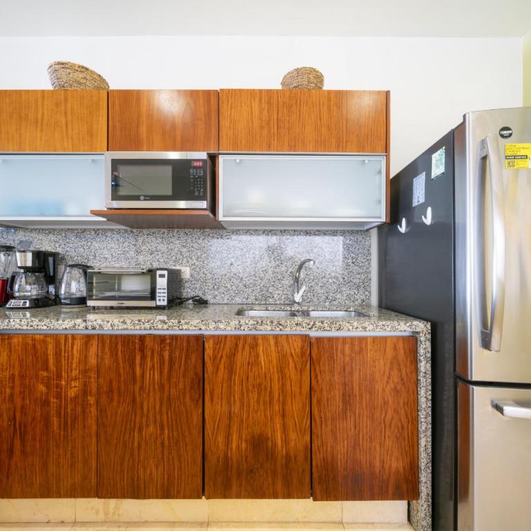 2 BR Condo with Rooftop Pool - Terrazas Condos - Apartamento de 2 dormitorios con balcón y terraza - 13
