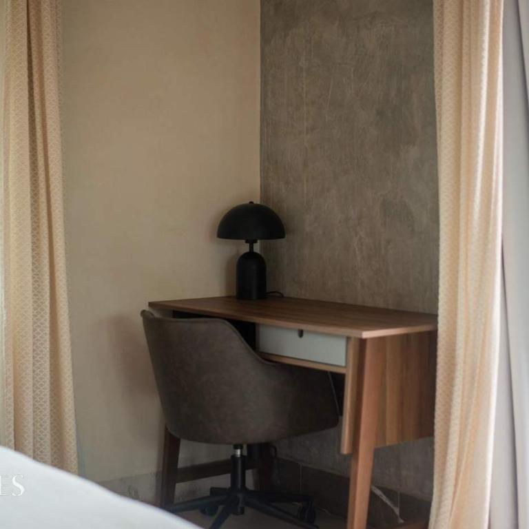 Prime 5th Ave Stay - 4BR with King Beds & City Vie - Apartment - 36