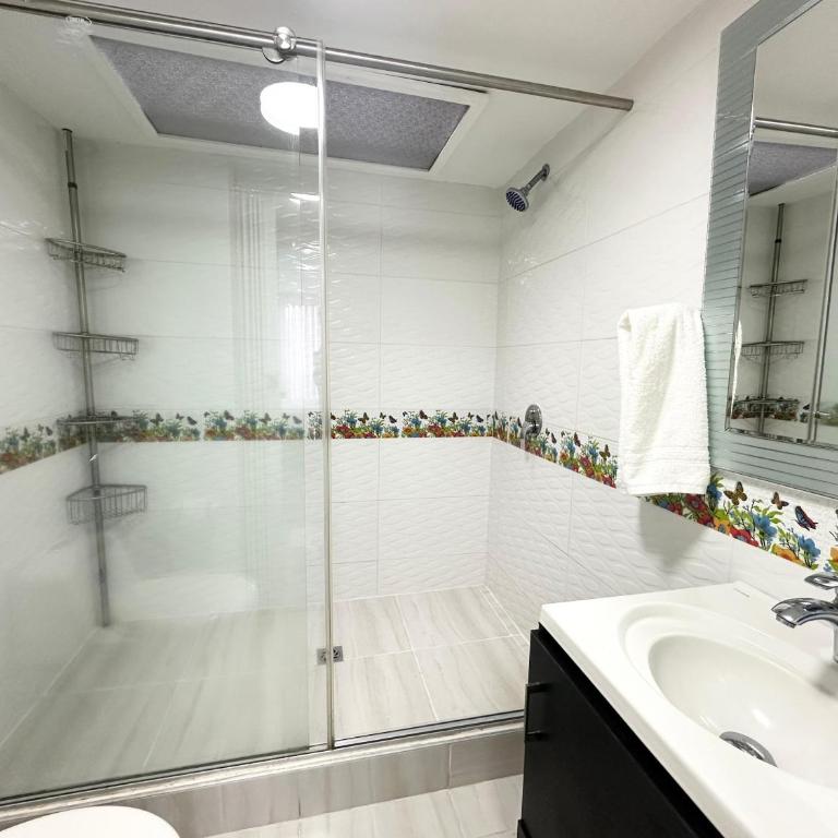 Excellent Location Ideal for Large Groups - Casa de 5 dormitorios - 39