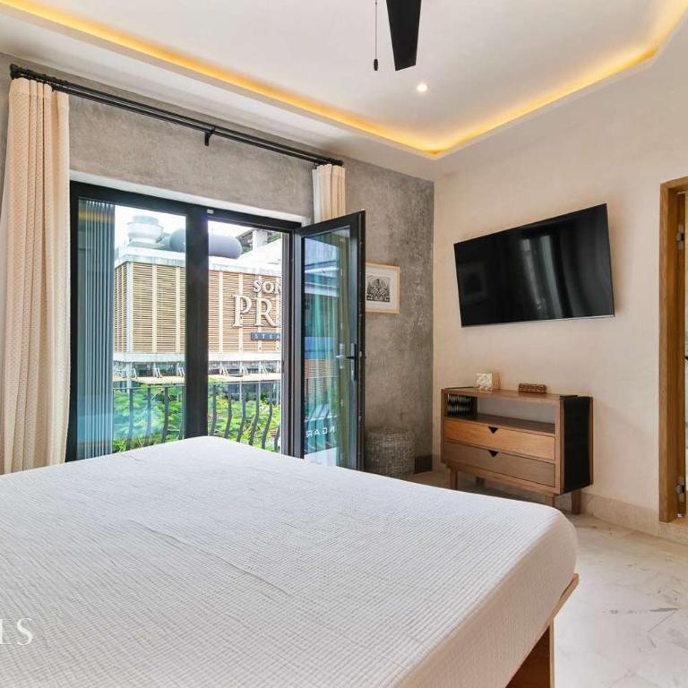 2-Bedroom Condo | Modern & Near Beach - Apartment - 21