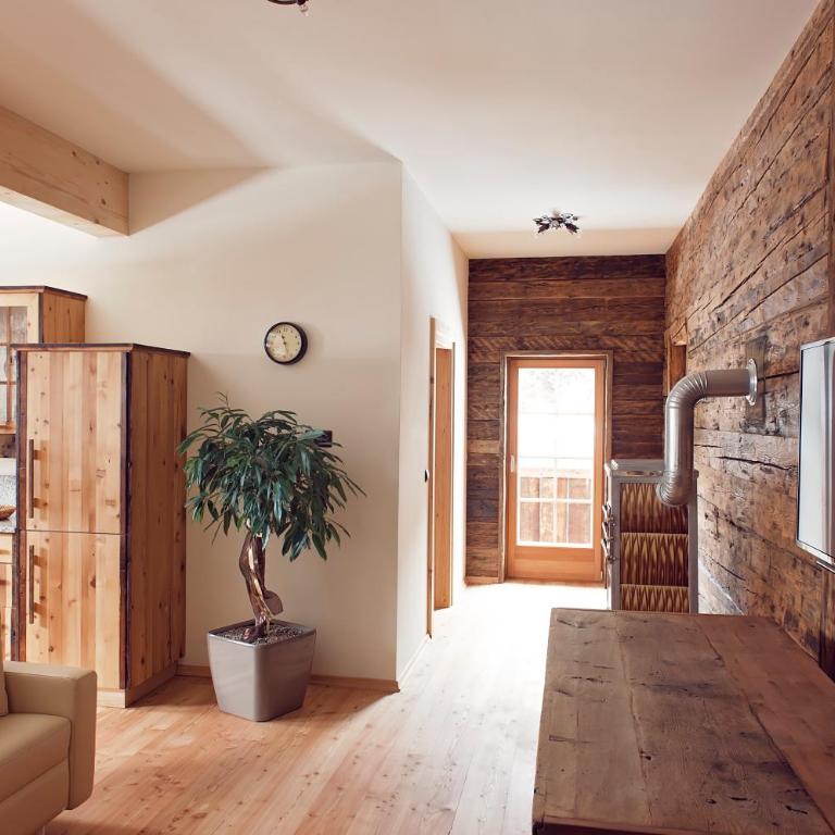 Sandrisser-Hütte - Apartment mit 2 Schlafzimmern und Balkon - 1