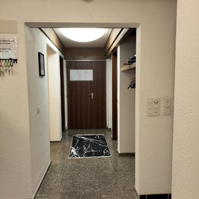 Grosszügige, charmante Wohnung in den Bergen - Apartment mit 3 Schlafzimmern und Bergblick - 7