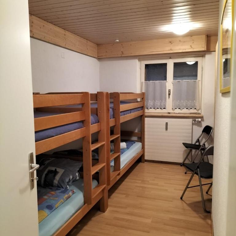 Grosszügige, charmante Wohnung in den Bergen - Apartment mit 3 Schlafzimmern und Bergblick - 14