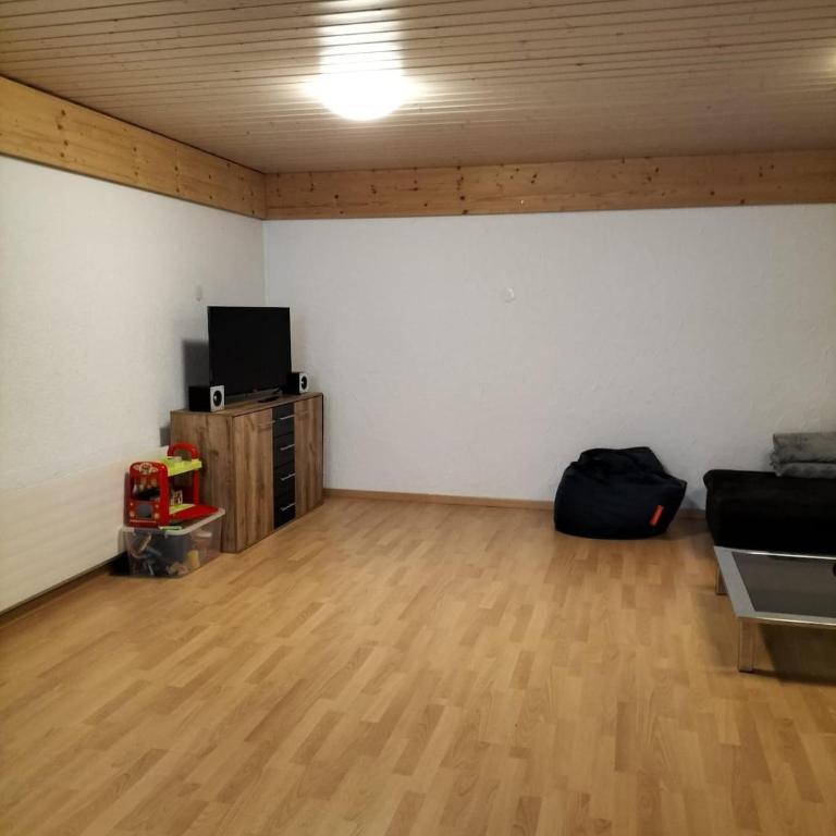 Grosszügige, charmante Wohnung in den Bergen - Apartment mit 3 Schlafzimmern und Bergblick - 33