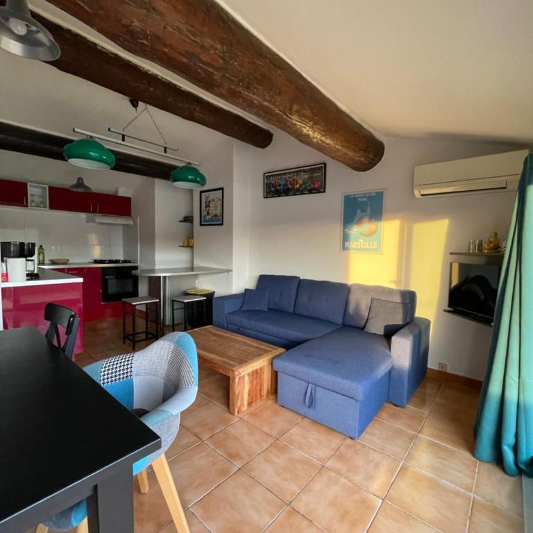 Appartement vue imprenable Vieux-Port et Notre Dame - Appartement - Vue sur Mer - 16