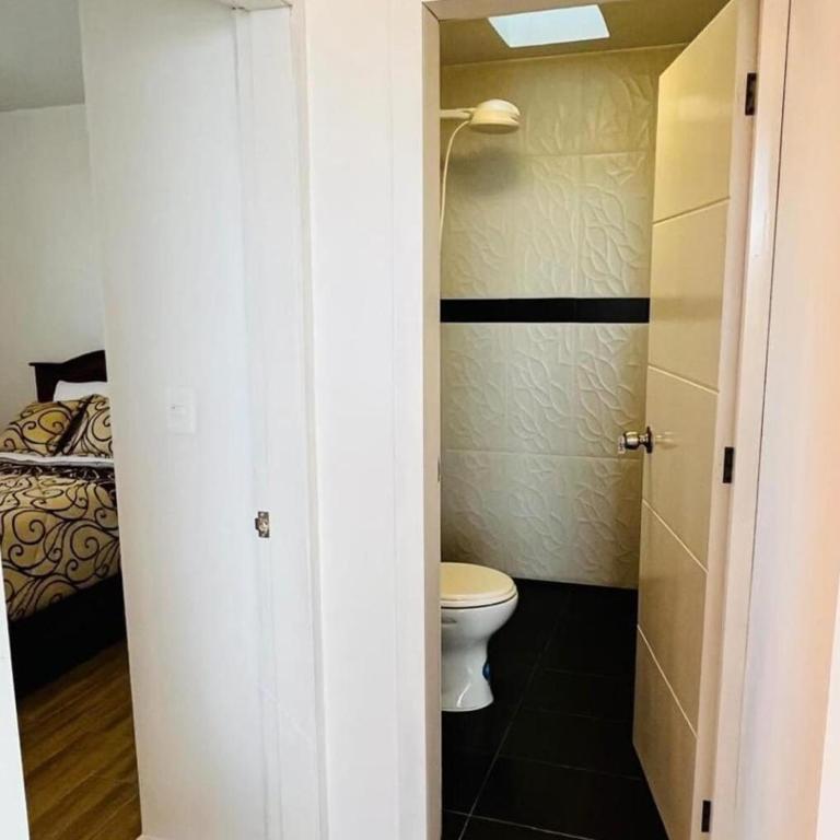 Acogedor Departamento Nuevo - Apartamento de 2 dormitorios - 4