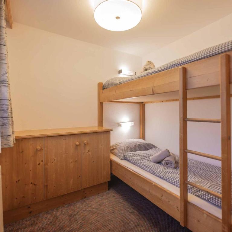 Die Schlickeralm - Familienzimmer mit Bad - 1