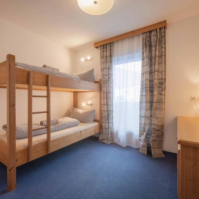 Die Schlickeralm - Familienzimmer mit Bad - 4