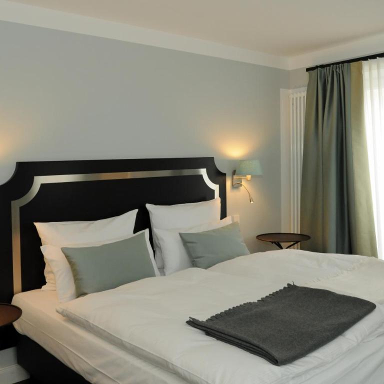 Hotel im Hof - Doppelzimmer mit Balkon oder Terrasse - 1