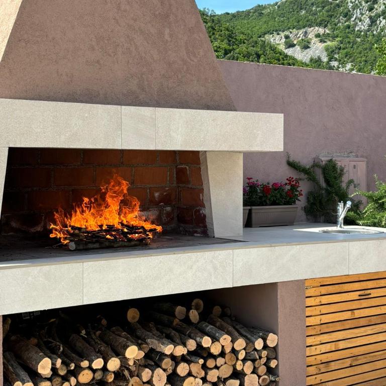 Villa Vita - Three-Bedroom Villa - 16